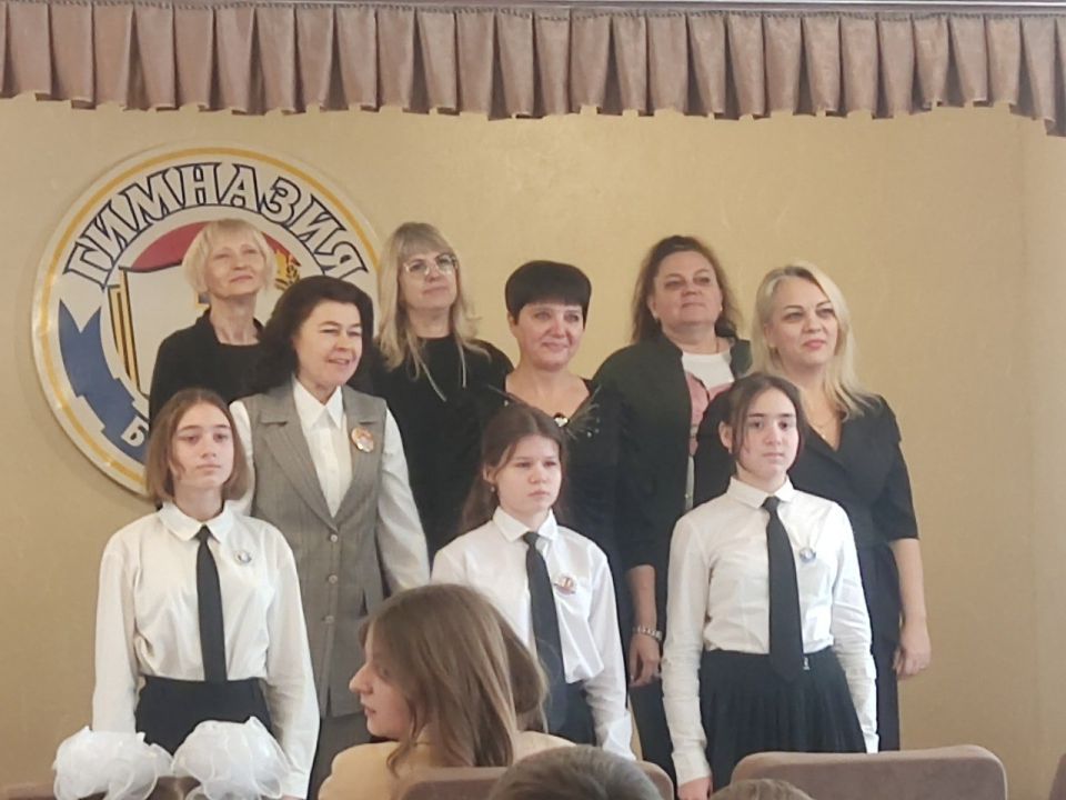 В добрый путь, гимназист!. Сегодня в гимназии №1 происходит особенное и волнительное торжество — посвящение первоклассников в гимназисты