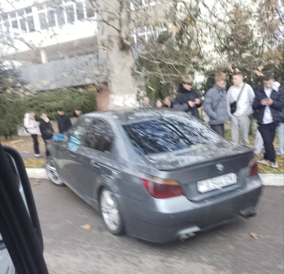 Тирасполь. Совхоз. Бмв врезалось в дерево