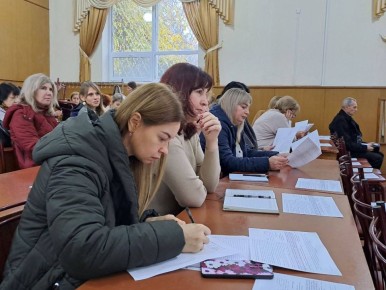 В клубе "Ветеран" прошел открытый семинар с бухгалтерами организаций всех форм собственности