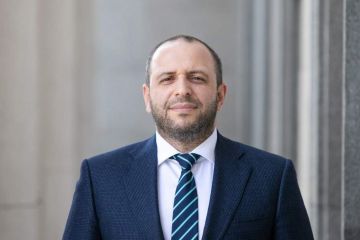 Требование уволить Умерова и Ермака зарегистрировали в Верховной раде