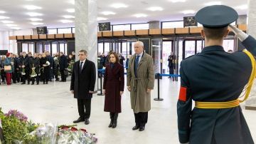         ,          :   -      ,     -     