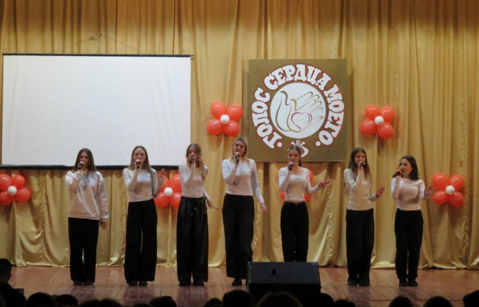 Рыбницкие студенты организовали благотворительный концерт, чтобы купить новогодние подарки для детей из интерната в Попенках