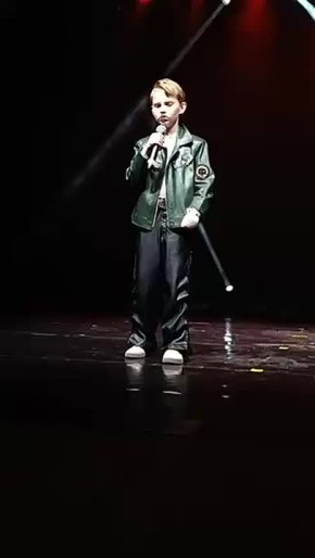 Тимур из Тирасполя выиграл гран-при на молдавском вокальном конкурсе в Бельцах