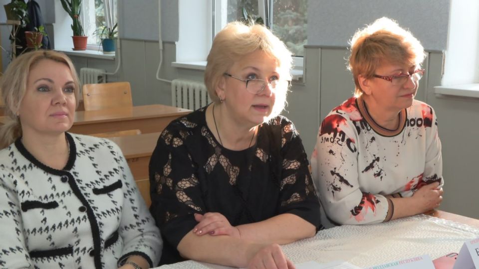 Раиса Макаренко, директор СШ №20 с. Гиска: