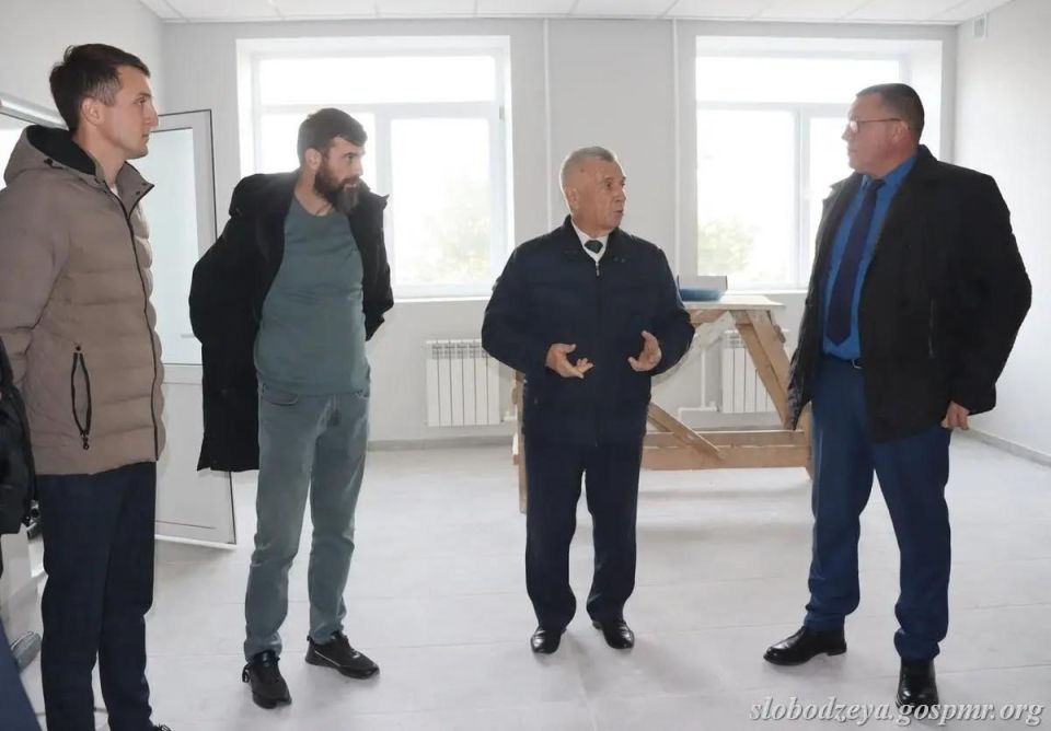 Поликлинику и Дом культуры в Коротном продолжают ремонтировать по программе капвложений