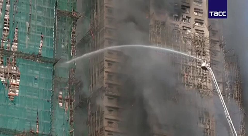 Настоящий Ад в Гонконге — там вспыхнул мощнейший пожар за 17 лет