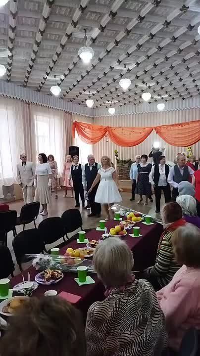 Клуб "Ветеран" районного Дома культуры отмечает 40-летие со дня основания