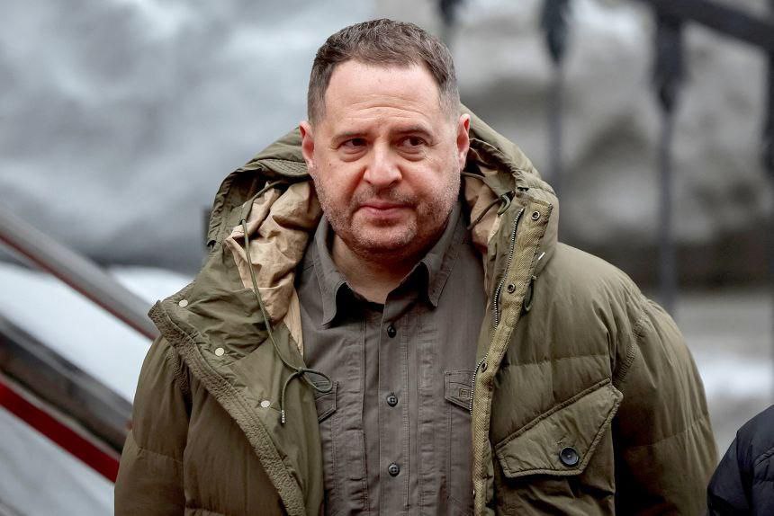 Глава Офиса президента Украины Ермак написал заявление об отставке, — Зеленский