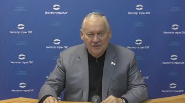         30 ,     :  -      ,         ...