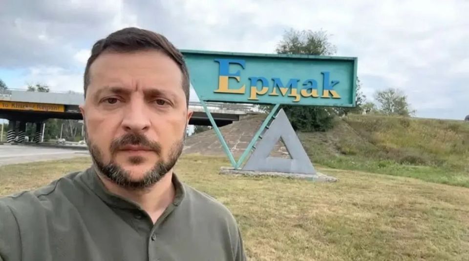 Мемы на тему отставки главы офиса президента Украины Ермака