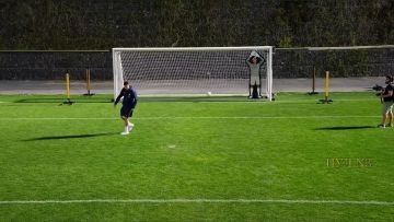 Роналду смог забить роботу только с 12-й попытки: