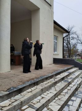 С песней и хорошим настроением — на выборы!