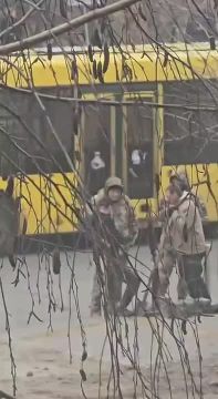 В Харькове людоловы похитили обычного рабочего, который просто клал брусчатку у дороги