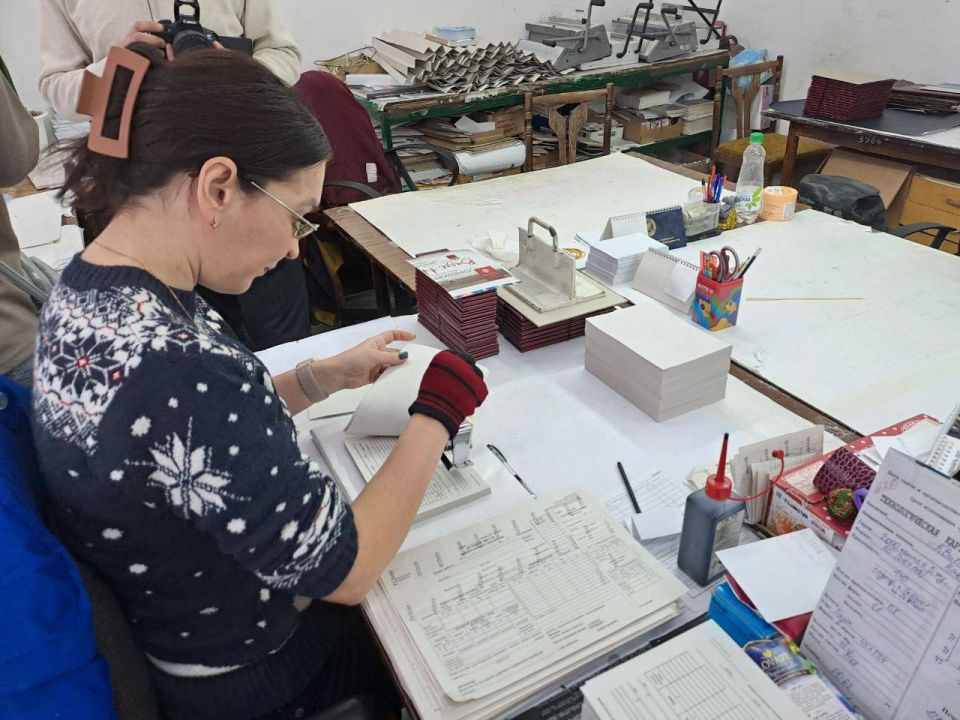 В рамках Республиканского конкурса "Приднестровское качество - 2025" экспертная комиссия посетила типографию ЗАО "Типар"