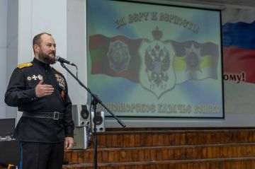 СУВОРОВЦЕВ ПОЗНАКОМИЛИ С ИСТОРИЕЙ ЧЕРНОМОРСКОГО КАЗАЧЬЕГО ВОЙСКА