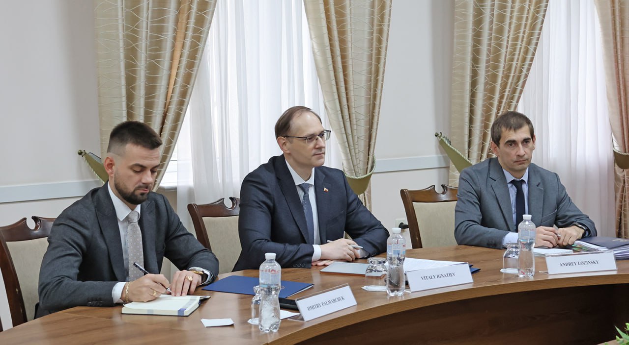 «Не допустить углубления конфронтации и эскалации напряжённости в отношениях между ПМР и Молдовой», – призвал глава МИД ПМР Виталий Игнатьев на встрече с Томасом Ленком