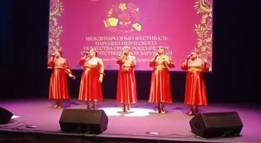 «Зимушка зима» в исполнении «Русских узоров»