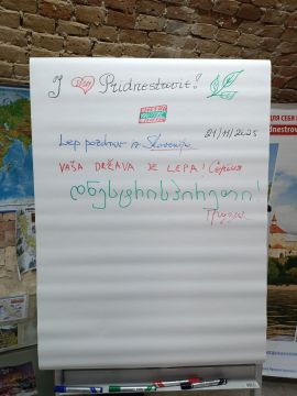           ,    2024- (  2,5 ,   2023)