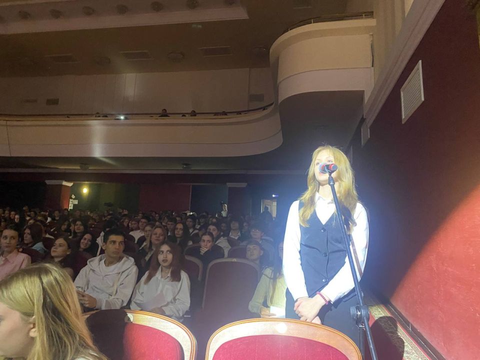 Вопрос заброшенных зданий подняла Дарья