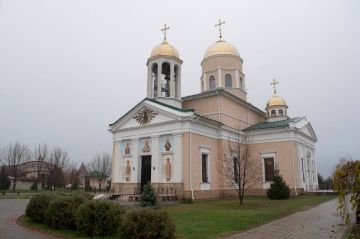 Сегодня престольный праздник Александро-Невского храма