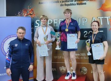 Приднестровские ветераны настольного тенниса держат форму!