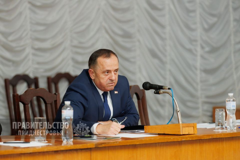 Председатель Правительства Александр Розенберг выступил на фермерском форуме