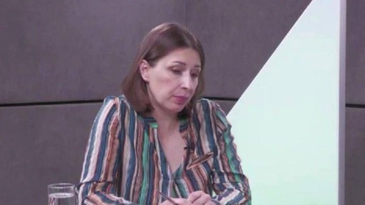 Директор национального Совета по Телевидению и Радиовещанию Молдовы Лилиана Вицу заявила в эфире молдавского телеканала, что её тошнит от слов «Отечественная» и «День Победы»: