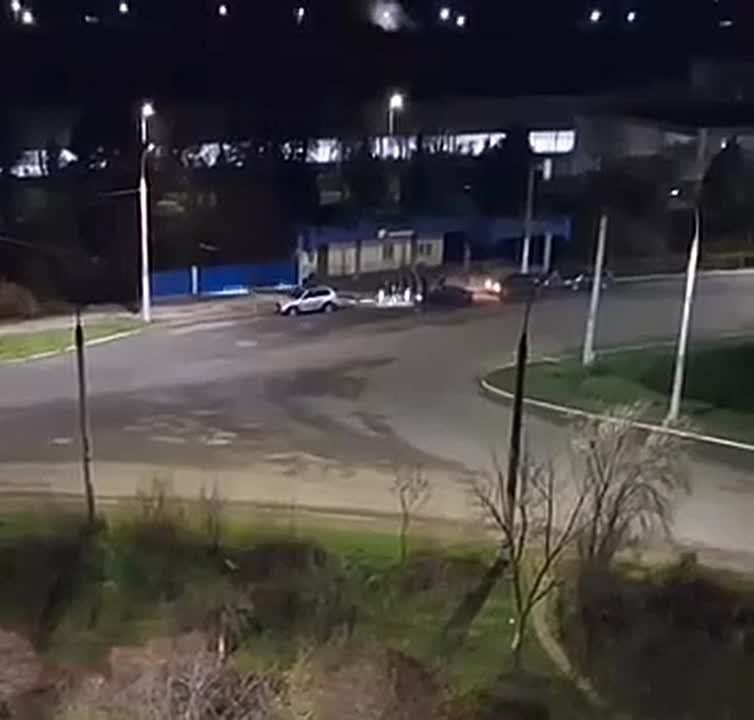 В Тирасполе мамкины дристеры на старом ведре решили устроить покатушки, но были набутылены сотрудниками госавтоинспекции