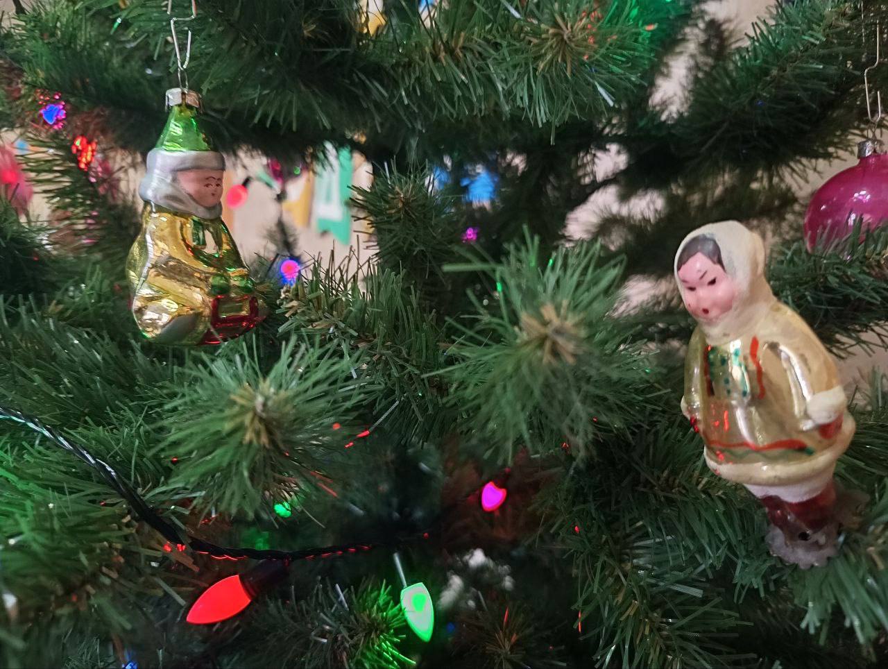 От новогодней экспозиции «Ёлка моего детства» — до совсем свежих экспонатов выставки личных вещей и наград призёра Олимпийских игр Даниелы Могурян