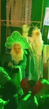 Дед Мороз вчера доехал до Дубоссар и зажёг огни на ёлке