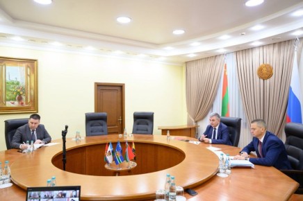 Коротко о главном из обсуждения на селекторном совещании в Администрации Президента: