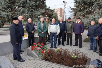 В Приднестровье отметили 72-ю годовщину со дня рождения Николая Остапенко