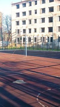 На этой спортплощадке в Днестровске избили 15-летнего подростка