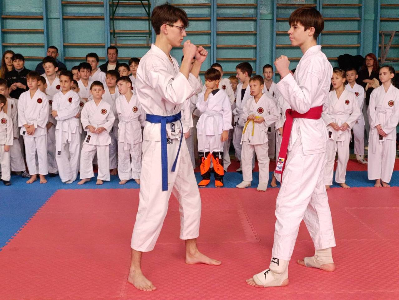 В субботу в школе № 18 прошёл турнир по каратэ-до Окинава Годзю-рю среди детей и подростков