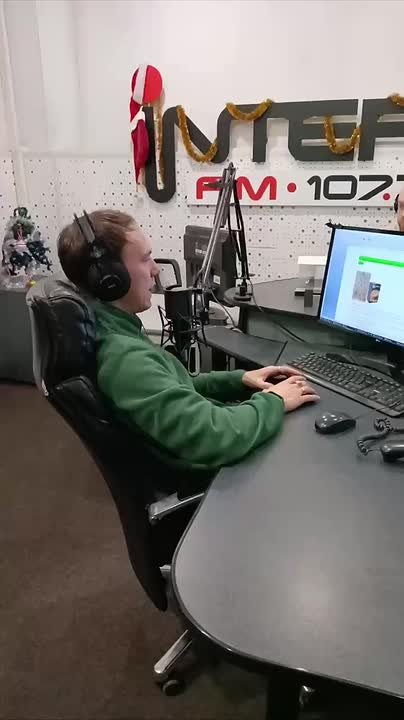 5 радиослушателей сегодня выиграли новогодние подарки в совместном розыгрыше «Раз-два-три, ёлочка, гори!» от радио «Интер FM» и компании «Шериф»