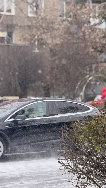 После Каменки снежные хлопья добрались до Тирасполя — город припорошило