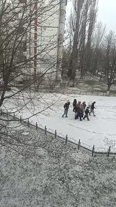 Видос из окна школы в Рыбнице