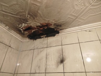 На фото — последствия возгорания в селе Красный Октябрь