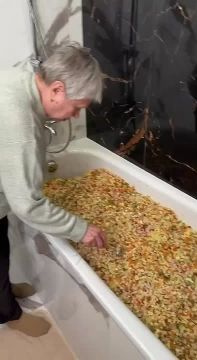 �������� ������� �� ����� ��� ����� ����� ������: ������������ � ����� �������, ��� ����� �� ������� ������, � ��� ������� �����