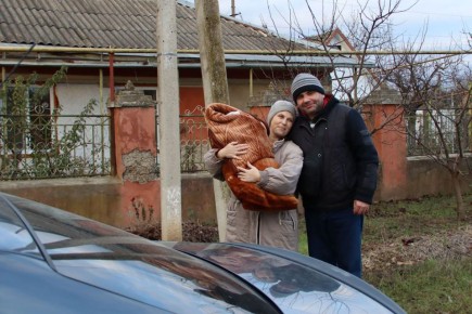 Многодетной матери из села Дзержинское вручили подарок от Президента