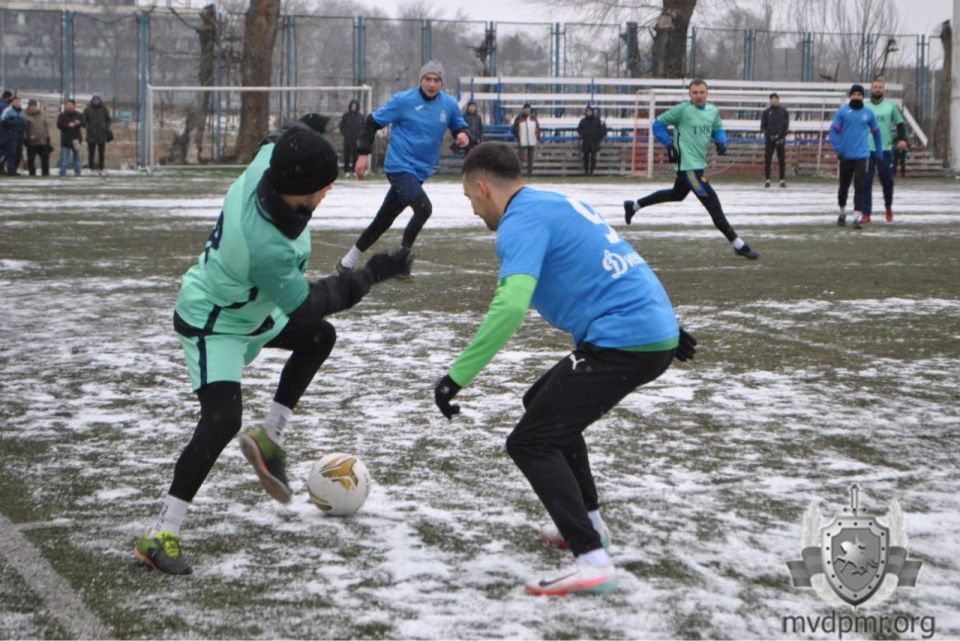 Жаркий старт зимнего турнира
