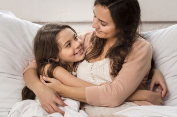 12 января в мире отмечают Всемирный день дочери