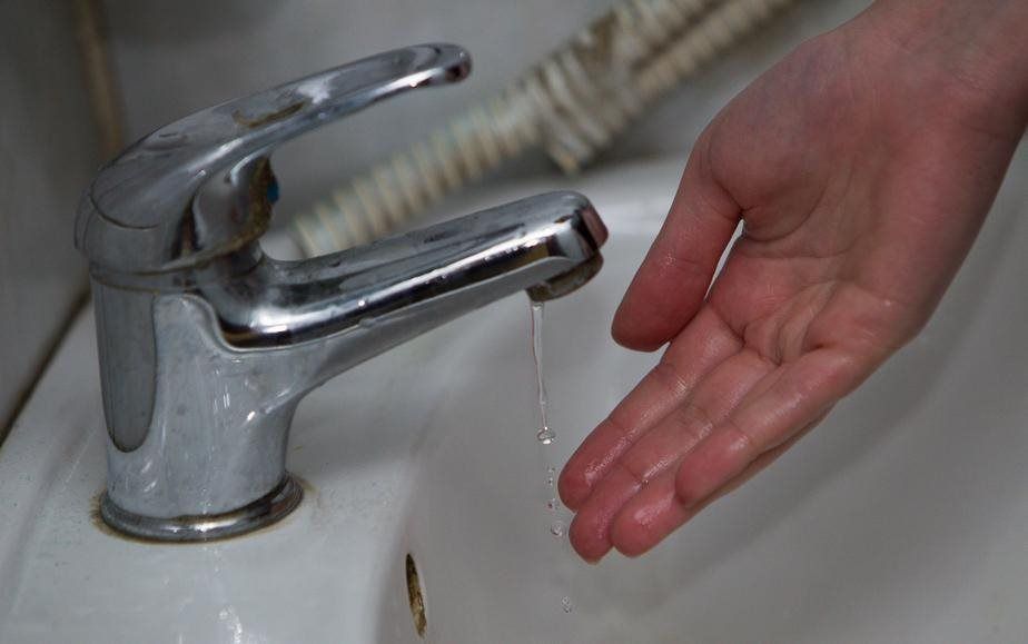 Временно без воды!. ГУП «Водоснабжение и водоотведение» филиал в г. Бендеры сообщает, что 14.01.26 г. с 09:00 и до окончания работ, в связи с профилактическими работами на водопроводе Д-400 мм по адресу: ул. Дружбы, 3...