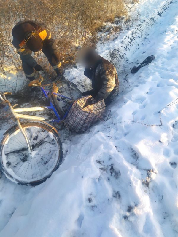 Спасатели помогли замёрзшему мужчине