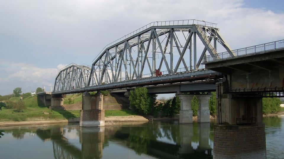 ������� ��������������� ���� ���������� ������������ �������� �������, ������������� �������� �� ����� ��� �������� ������� ��������