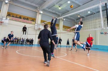 СПОРТИВНЫЙ КЛУБ АРМИИ ПРОВЕЛ ТРАДИЦИОННЫЙ ТУРНИР ПО ВОЛЕЙБОЛУ
