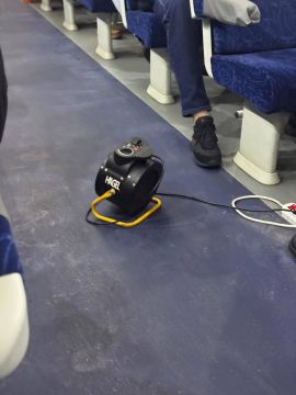 Фото сделано в поезде Кишинев - Яссы в вагоне 1-го класса