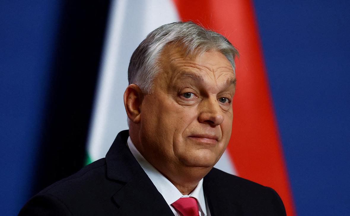 В ближайшие сто лет Венгрия не допустит вступления Украины в ЕС, заявил премьер-министр страны Виктор Орбан