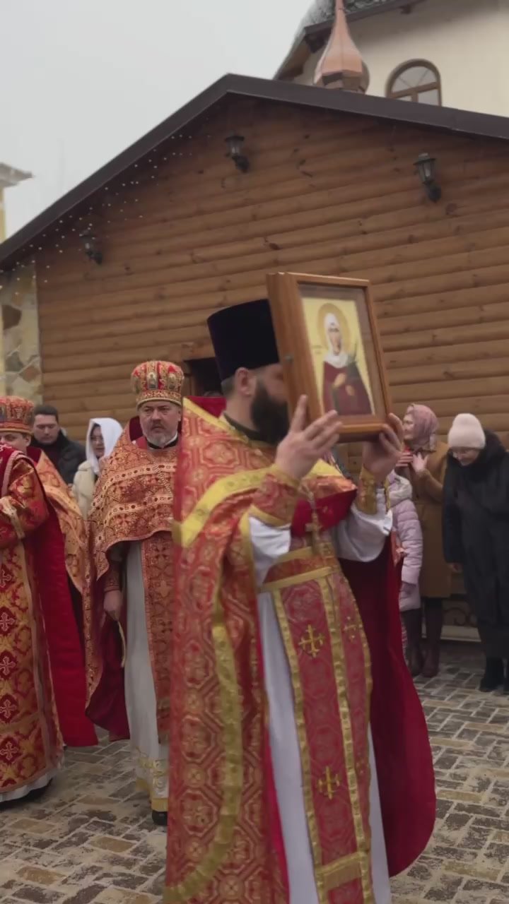 Глава города Илона Тюряева приняла участие в праздничной литургии, посвящённой Дню памяти святой мученицы Татианы