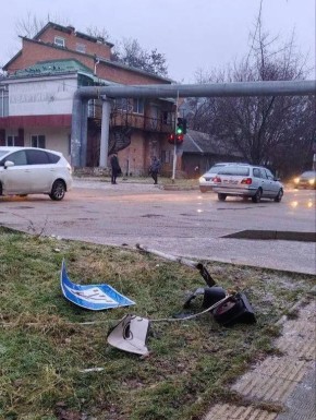 Угадайте, что произошло со светофором для слепых возле Клинцовского